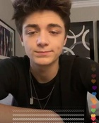 Asher Angel : asher-angel-1579048967.jpg