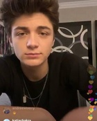 Asher Angel : asher-angel-1579048991.jpg