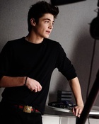 Asher Angel : asher-angel-1579109545.jpg