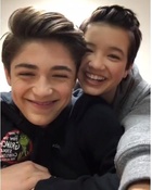 Asher Angel : asher-angel-1584111215.jpg