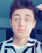 Asher Angel : asher-angel-1584557606.jpg