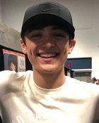 Asher Angel : asher-angel-1585164451.jpg