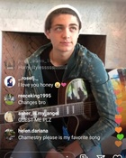 Asher Angel : asher-angel-1586049664.jpg