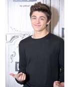 Asher Angel : asher-angel-1586993766.jpg