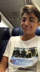 Asher Angel : asher-angel-1587449113.jpg