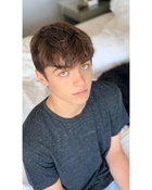 Asher Angel : asher-angel-1594240384.jpg