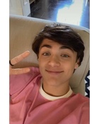 Asher Angel : asher-angel-1595976001.jpg