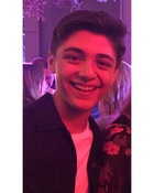 Asher Angel : asher-angel-1599672676.jpg