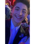 Asher Angel : asher-angel-1600116493.jpg