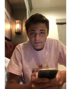 Asher Angel : asher-angel-1602433264.jpg