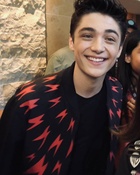 Asher Angel : asher-angel-1606181700.jpg