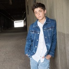 Asher Angel : asher-angel-1606449086.jpg