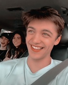 Asher Angel : asher-angel-1608658417.jpg