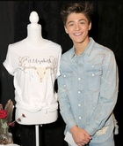 Asher Angel : asher-angel-1608769555.jpg