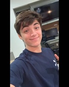 Asher Angel : asher-angel-1614546044.jpg