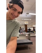 Asher Angel : asher-angel-1621264763.jpg