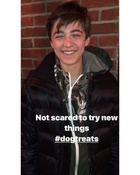 Asher Angel : asher-angel-1628975390.jpg