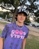 Asher Angel : asher-angel-1635700364.jpg