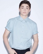 Asher Angel : asher-angel-1636850134.jpg