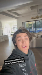 Asher Angel : asher-angel-1638812545.jpg