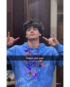 Asher Angel : asher-angel-1641078299.jpg