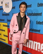 Asher Angel : asher-angel-1658681613.jpg