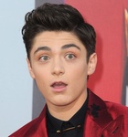 Asher Angel : asher-angel-1672180368.jpg