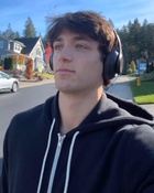 Asher Angel : asher-angel-1735077799.jpg