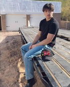 Asher Angel : asher-angel-1742920609.jpg
