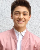 Asher Angel : asher-angel-1744916788.jpg