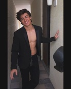 Asher Angel : asher-angel-1749913804.jpg
