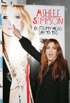 Ashlee Simpson-Wentz : ashleesimpson_1253076443.jpg