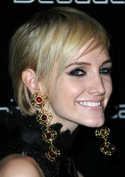 Ashlee Simpson-Wentz : ashleesimpson_1291745879.jpg