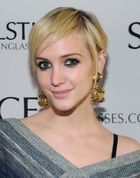 Ashlee Simpson-Wentz : ashleesimpson_1291745917.jpg