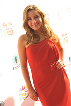 Ashley Leggat : ashley_leggat_1278385696.jpg