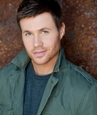 Ashley Parker Angel : ashley-parker-angel-1340399936.jpg