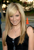 Ashley Tisdale : TI4U_u1141963118.jpg