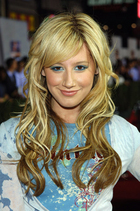 Ashley Tisdale : TI4U_u1141963134.jpg