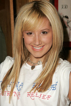 Ashley Tisdale : TI4U_u1141963201.jpg