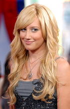 Ashley Tisdale : TI4U_u1151789611.jpg