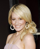 Ashley Tisdale : TI4U_u1155143126.jpg