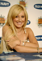 Ashley Tisdale : TI4U_u1155836126.jpg