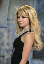 Ashley Tisdale : TI4U_u1158246514.jpg