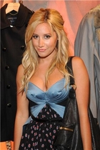 Ashley Tisdale : ashley-tisdale-1315673091.jpg