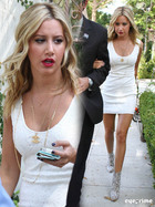 Ashley Tisdale : ashley-tisdale-1319128123.jpg