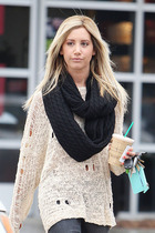 Ashley Tisdale : ashley-tisdale-1358033239.jpg