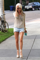 Ashley Tisdale : ashley-tisdale-1363887688.jpg