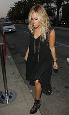 Ashley Tisdale : ashley-tisdale-1410128815.jpg