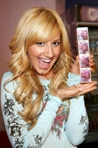 Ashley Tisdale : ashley_tisdale_1165185158.jpg