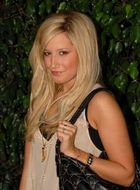 Ashley Tisdale : ashley_tisdale_1173237155.jpg